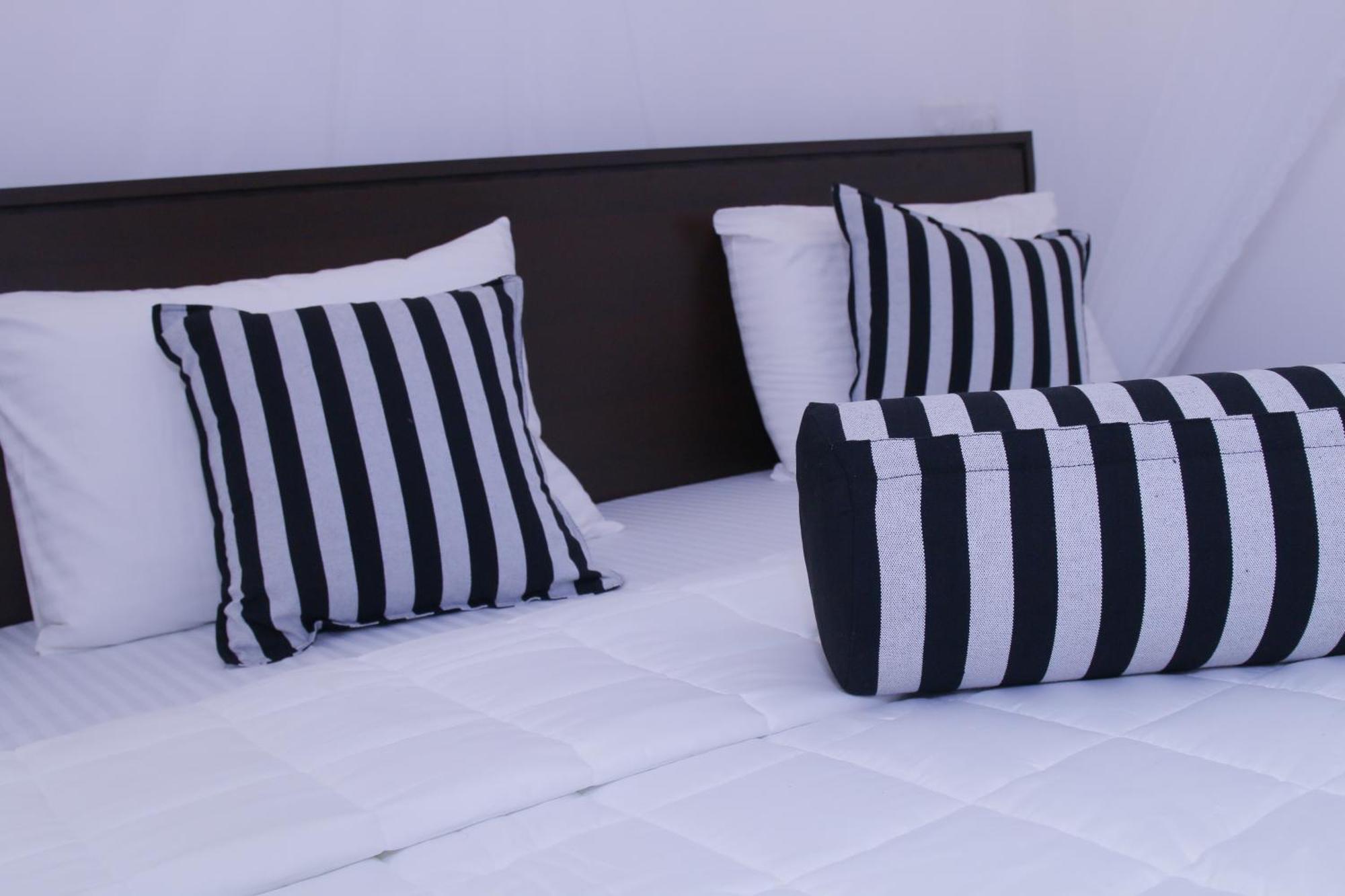 엘라 Different View B&B 객실 사진